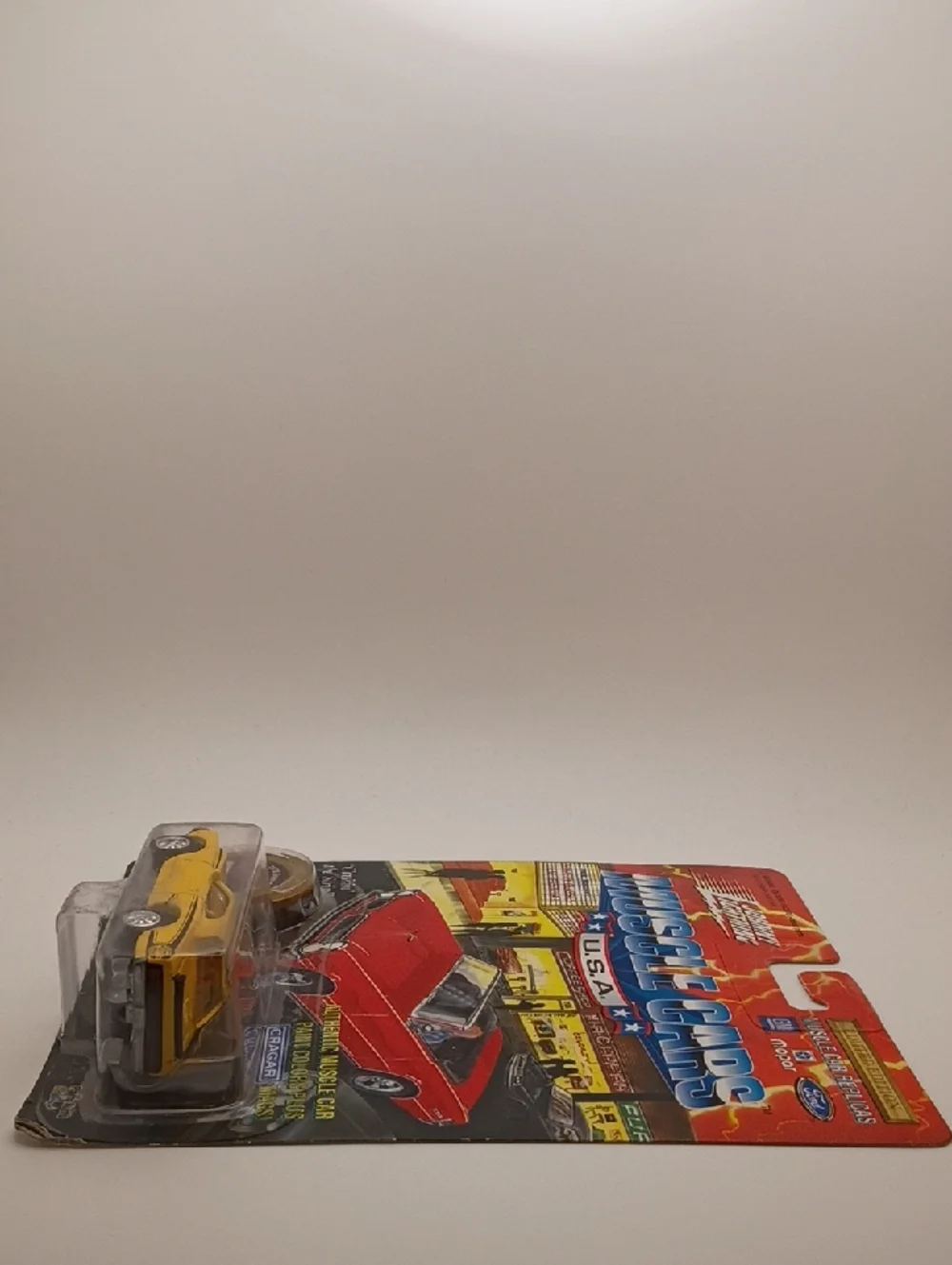 1995 Johnny Lightning Muscle Cars USA Series 3 die-cast 1970 Super Bee Yellow!